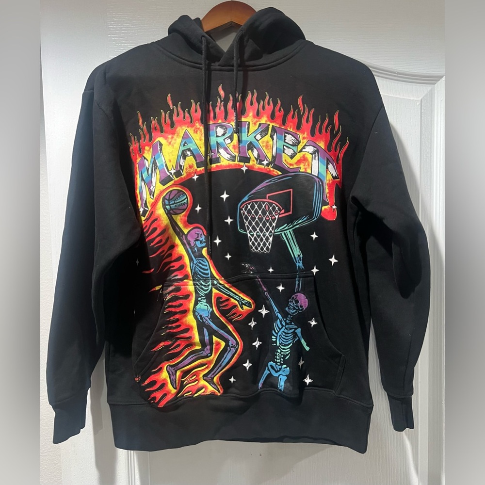 Market Studios Shelly Dumk Pullover Hoodie size S Flame Chinatown Basketball